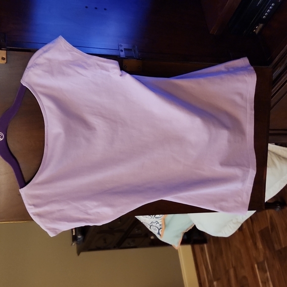 Loft T-shirt - Picture 3 of 3